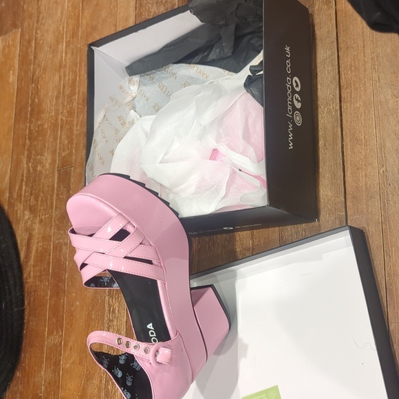 Pink Platform Strappy Sandals - Picture 4 of 5